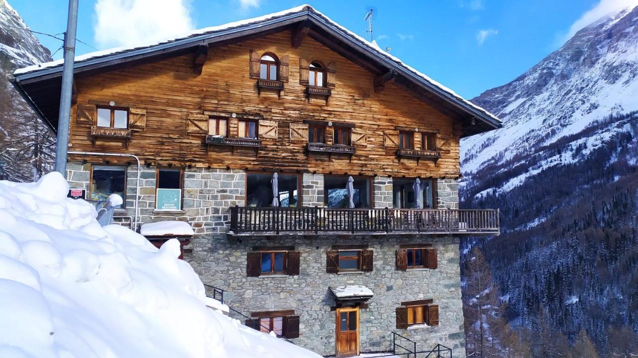 Hotel & Restaurant Perret - Mountain People Valgrisenche Eksteriør bilde
