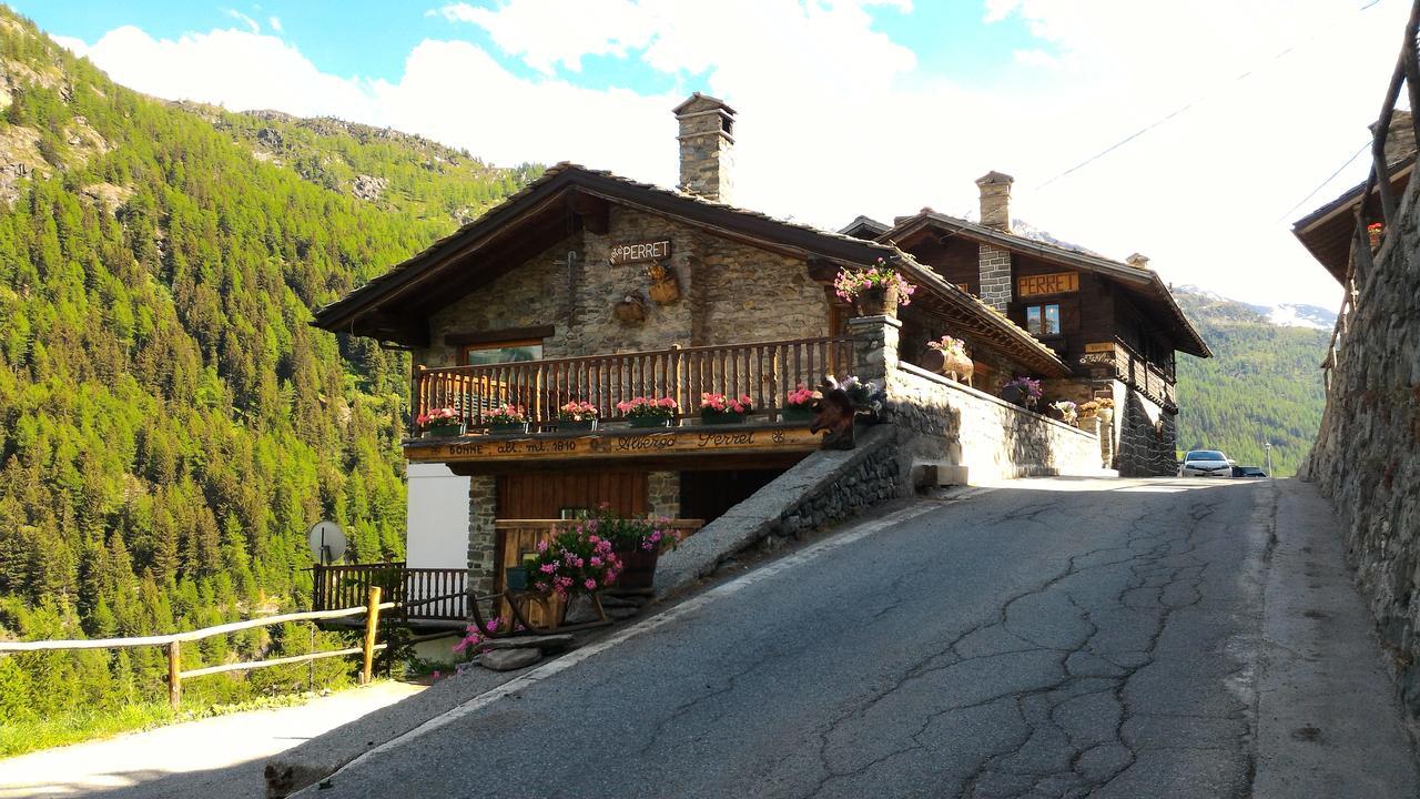 Hotel & Restaurant Perret - Mountain People Valgrisenche Eksteriør bilde